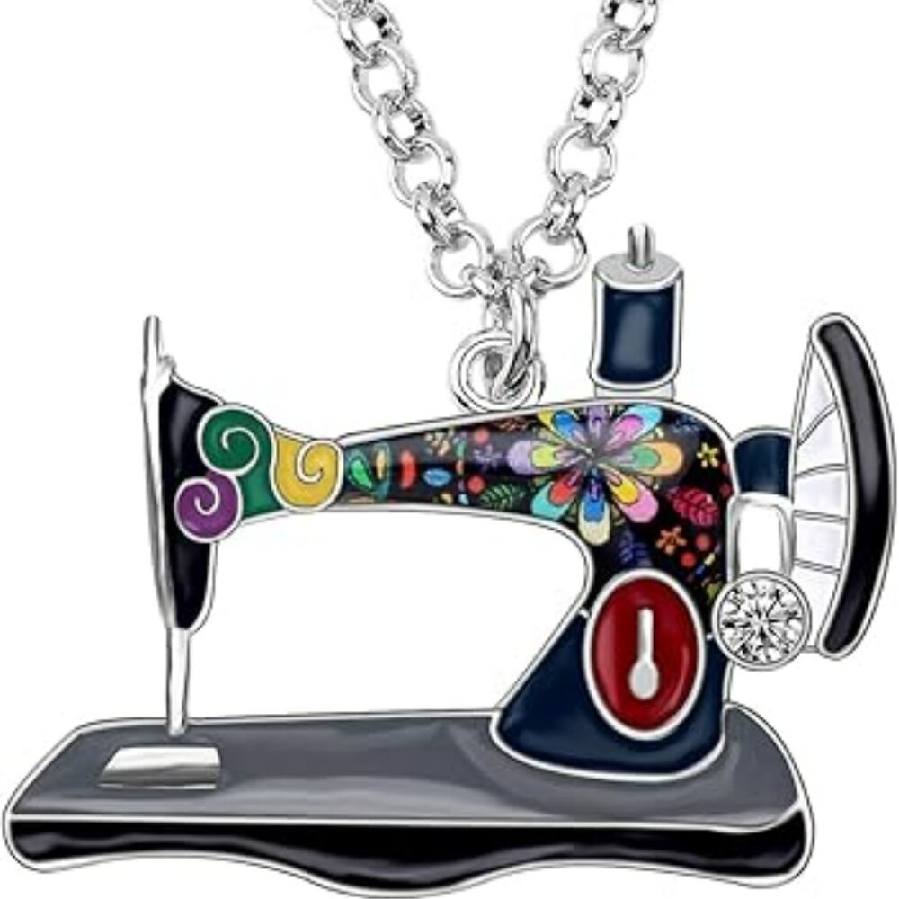 Sewing Machine Necklace Pendant Great‎ for someone who loves to sew